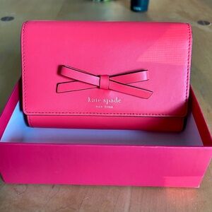 Kate Spade Sawyer Street Callie Bow Wallet in Geranium
